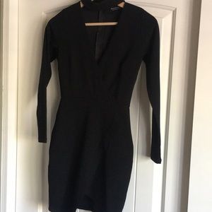 Black bodycon dress